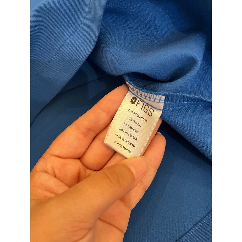 Figs Leon Three Pocket Scrub Top Royal Blue size XS Lot of 2 - Picture 7 of 12